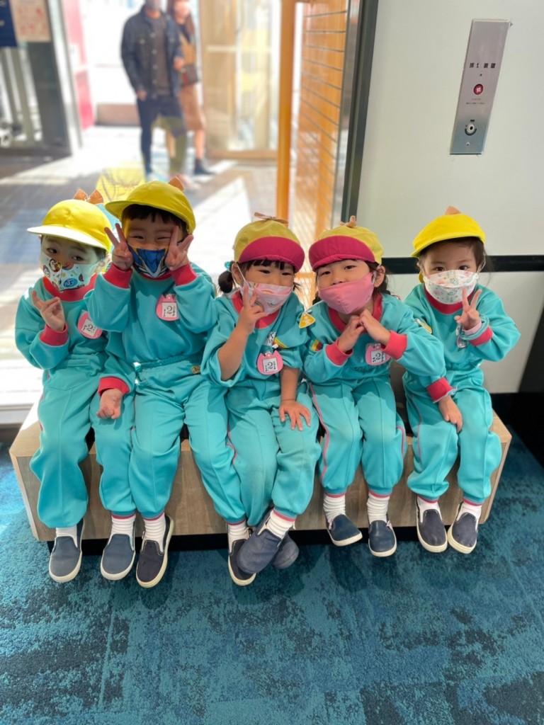 英明幼稚園 制服